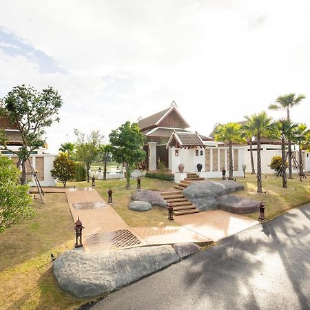 Thantara Resort Chiang Mai Buitenkant foto